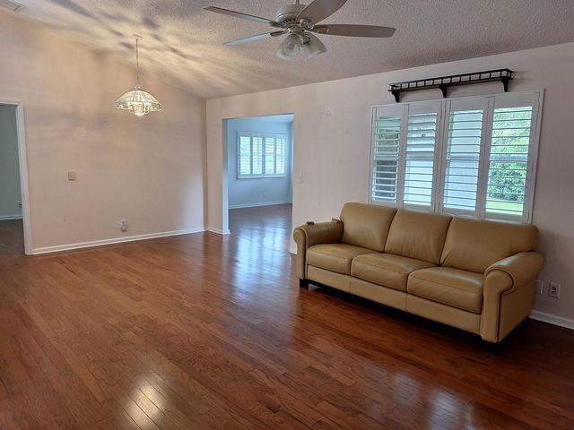 1747 Banyan Creek Court, Boynton Beach, FL 33436
