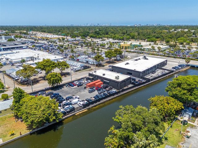 8700 NW 7th Avenue, Miami, FL 33150