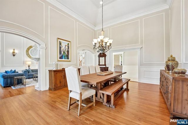 554 Hampton Hill Road, Franklin Lakes, NJ 07417