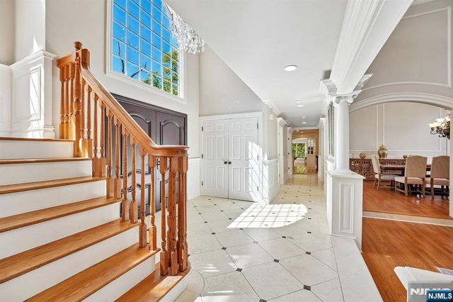554 Hampton Hill Road, Franklin Lakes, NJ 07417