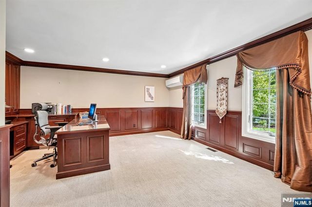554 Hampton Hill Road, Franklin Lakes, NJ 07417