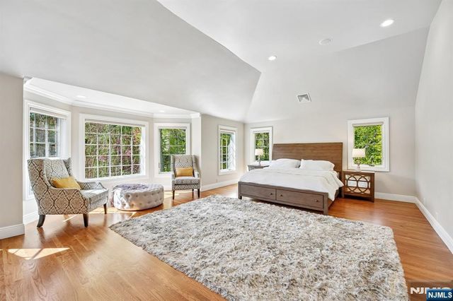 554 Hampton Hill Road, Franklin Lakes, NJ 07417