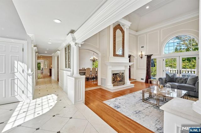 554 Hampton Hill Road, Franklin Lakes, NJ 07417