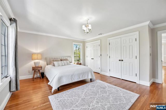 554 Hampton Hill Road, Franklin Lakes, NJ 07417