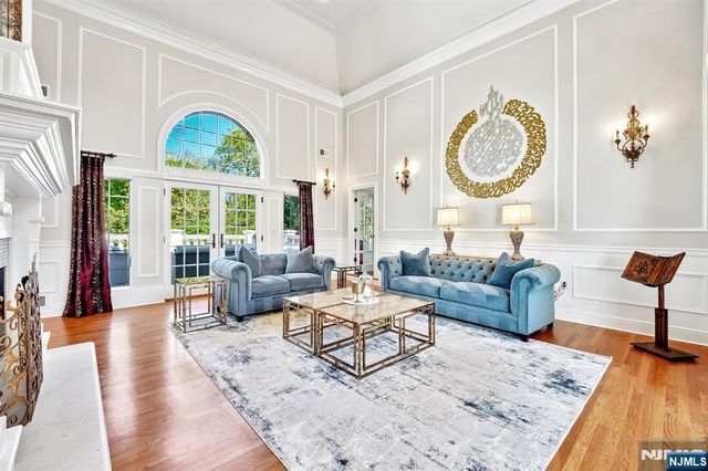 554 Hampton Hill Road, Franklin Lakes, NJ 07417