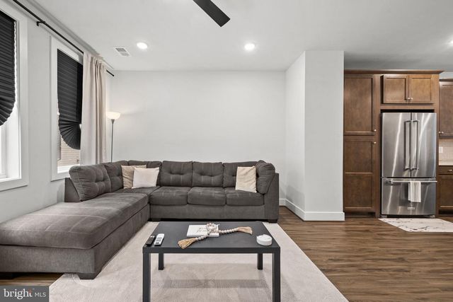 4966 LACHLAN MEWS, Alexandria, VA 22304