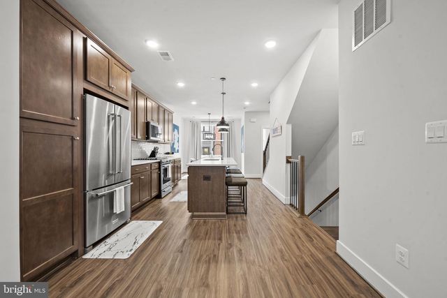 4966 LACHLAN MEWS, Alexandria, VA 22304