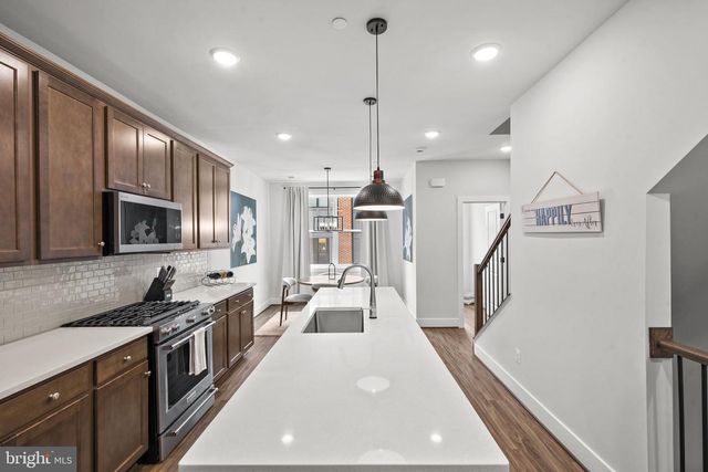 4966 LACHLAN MEWS, Alexandria, VA 22304