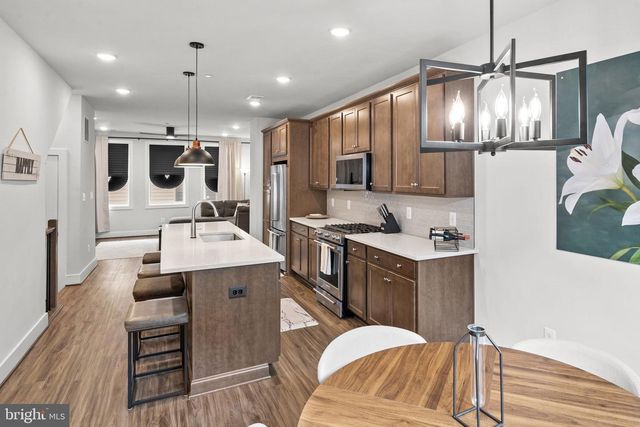 4966 LACHLAN MEWS, Alexandria, VA 22304