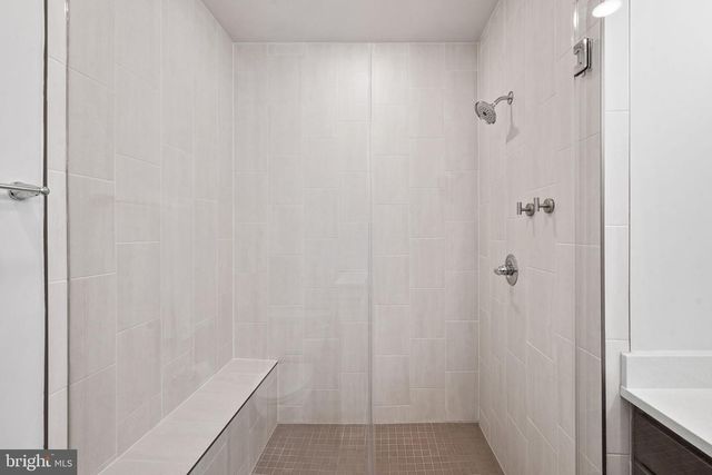 4966 LACHLAN MEWS, Alexandria, VA 22304