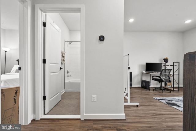 4966 LACHLAN MEWS, Alexandria, VA 22304