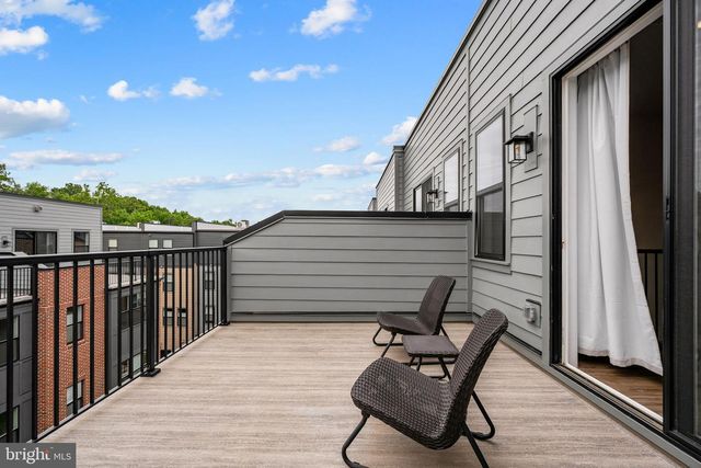 4966 LACHLAN MEWS, Alexandria, VA 22304