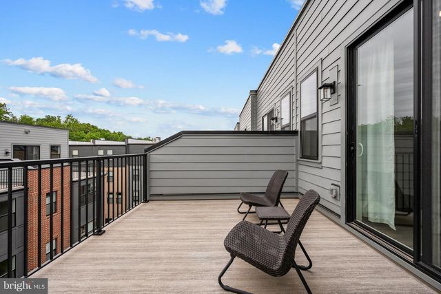 4966 LACHLAN MEWS, Alexandria, VA 22304