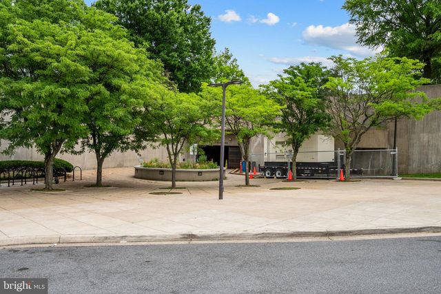 4966 LACHLAN MEWS, Alexandria, VA 22304