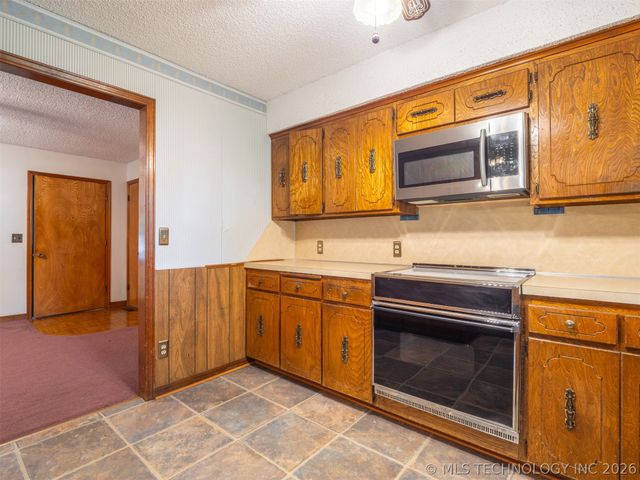 350 SW 4th Street, Krebs, OK 74554