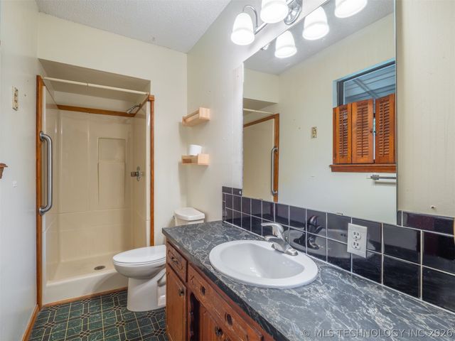350 SW 4th Street, Krebs, OK 74554