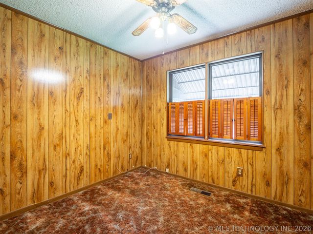 350 SW 4th Street, Krebs, OK 74554
