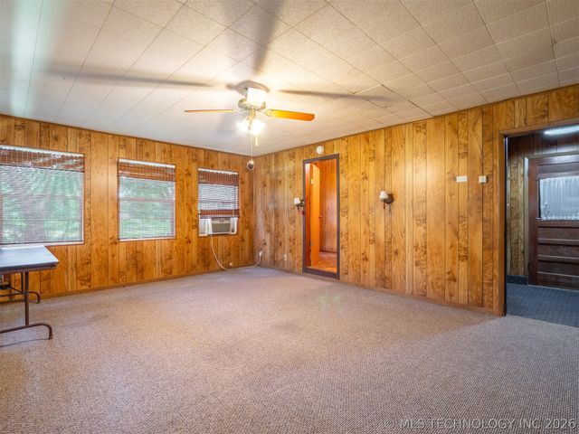 350 SW 4th Street, Krebs, OK 74554
