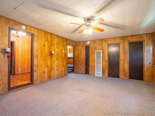 350 SW 4th Street, Krebs, OK 74554