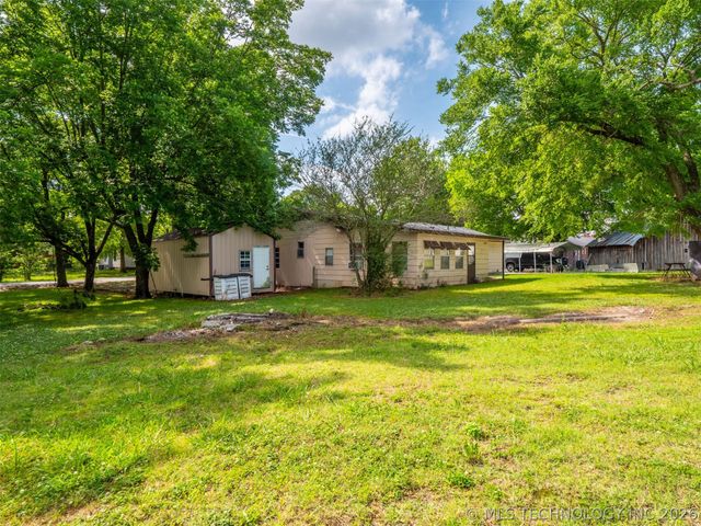 350 SW 4th Street, Krebs, OK 74554