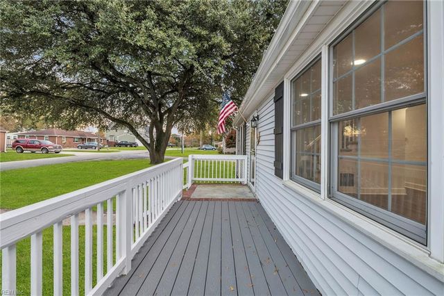 113 Westonia RD, Chesapeake, VA 23323