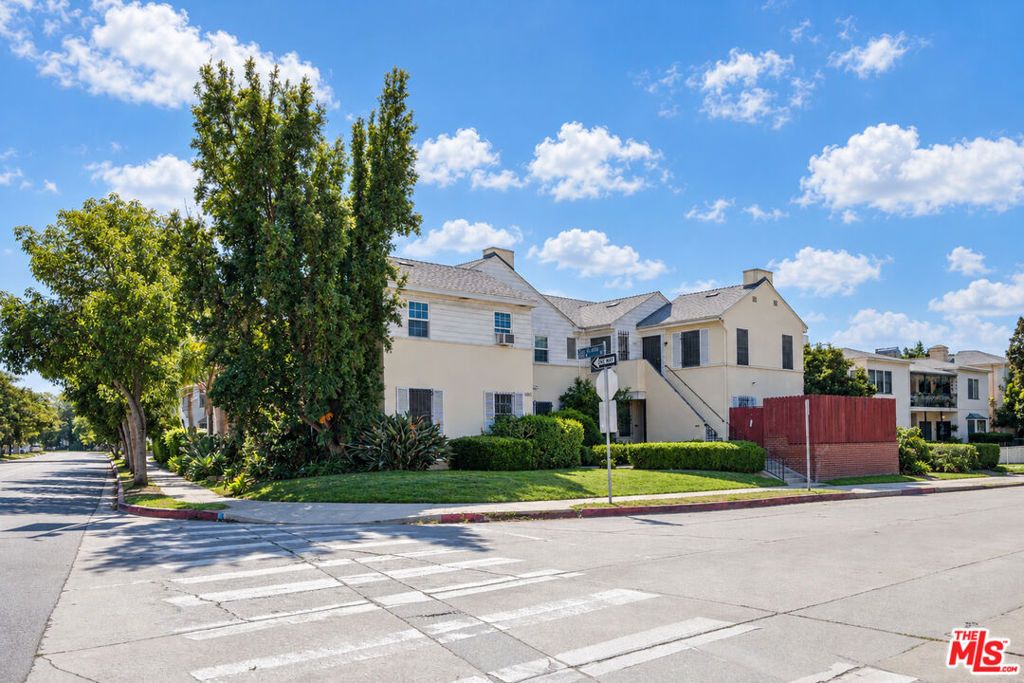 1036 S Genesee Avenue, Los Angeles, CA 90019 — photo 2