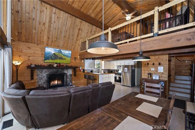 551 Conklin Road, Big Bear Lake, CA 92315