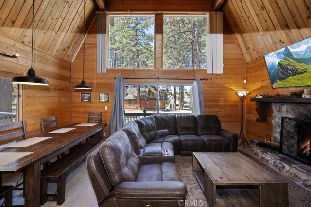 551 Conklin Road, Big Bear Lake, CA 92315