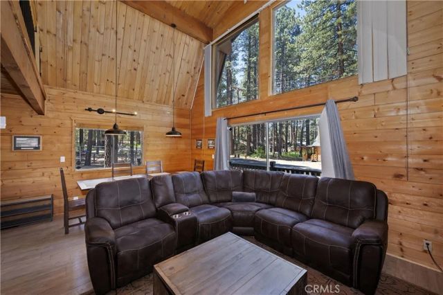 551 Conklin Road, Big Bear Lake, CA 92315