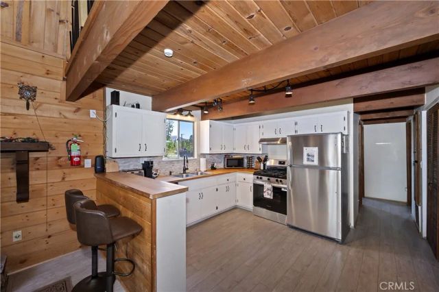 551 Conklin Road, Big Bear Lake, CA 92315