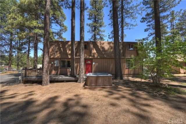 551 Conklin Road, Big Bear Lake, CA 92315
