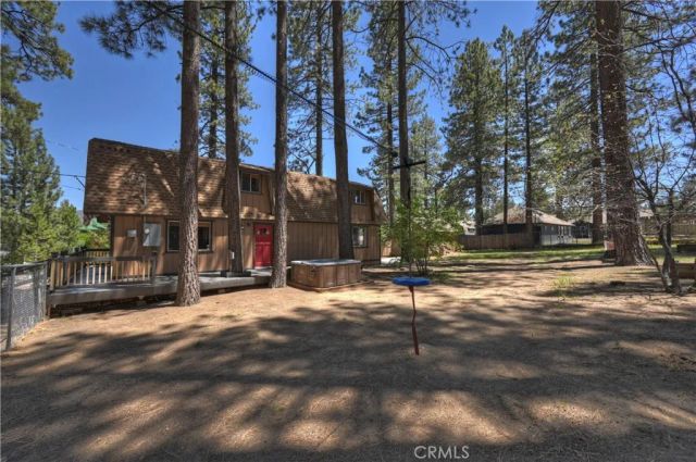 551 Conklin Road, Big Bear Lake, CA 92315