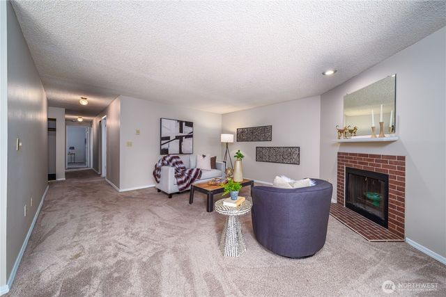 7301 N Skyview Place #B201, Tacoma, WA 98406