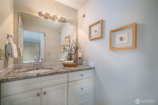 7301 N Skyview Place #B201, Tacoma, WA 98406