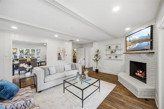 6116 E University Boulevard, Dallas, TX 75214