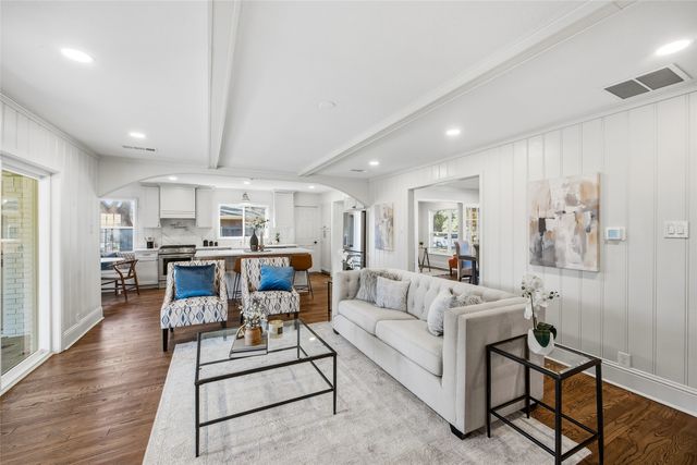 6116 E University Boulevard, Dallas, TX 75214