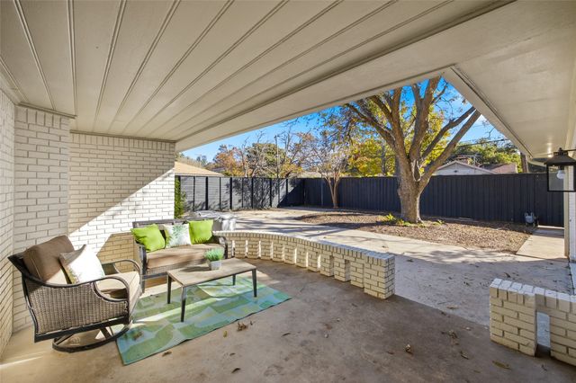 6116 E University Boulevard, Dallas, TX 75214