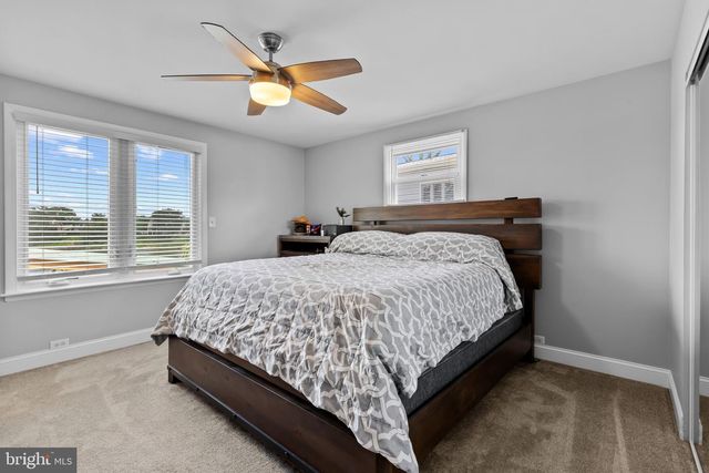 7580 BEACH DR, Pasadena, MD 21122