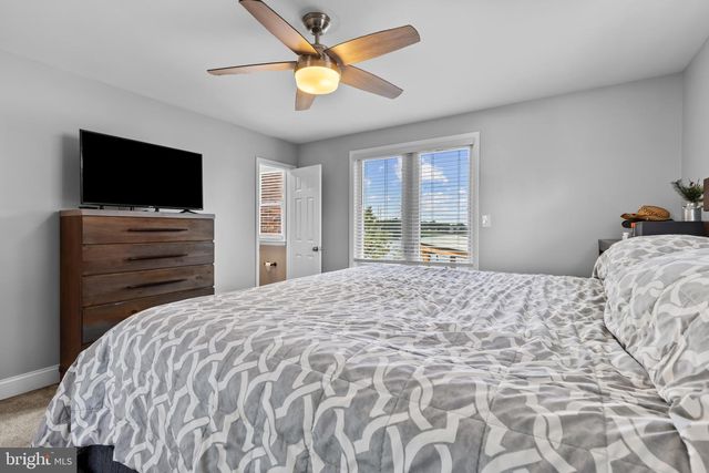 7580 BEACH DR, Pasadena, MD 21122