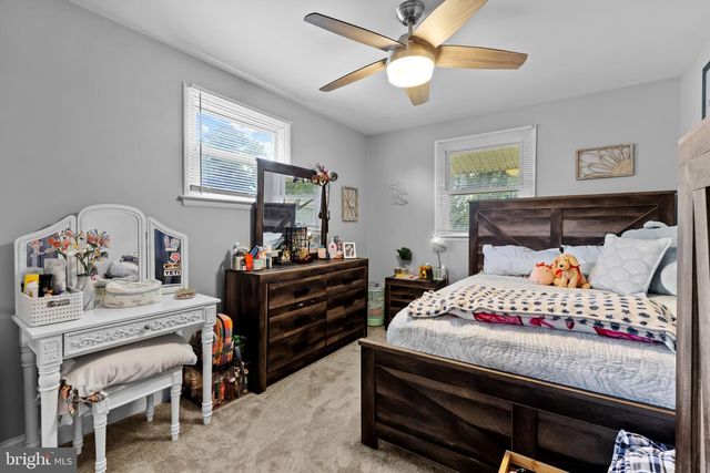 7580 BEACH DR, Pasadena, MD 21122