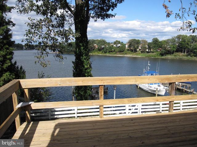 7580 BEACH DR, Pasadena, MD 21122