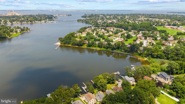 7580 BEACH DR, Pasadena, MD 21122