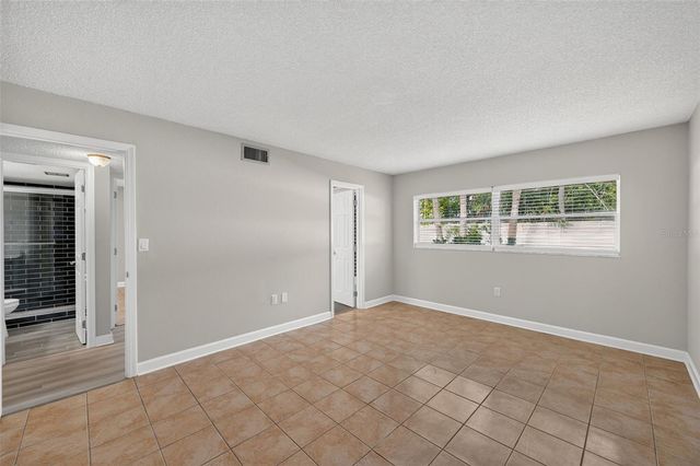 4780 COVE CIRCLE STREET 103, St Petersburg, FL 33708
