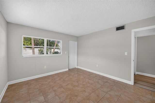4780 COVE CIRCLE STREET 103, St Petersburg, FL 33708