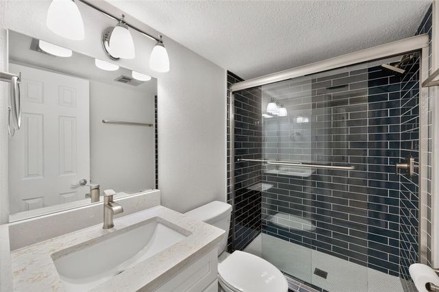 4780 COVE CIRCLE STREET 103, St Petersburg, FL 33708