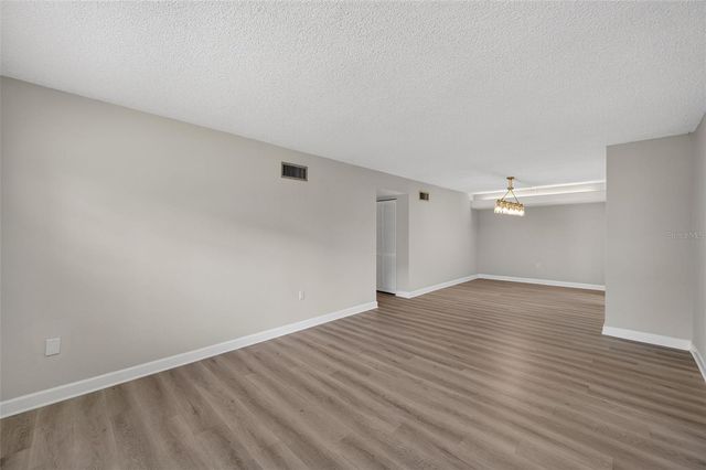 4780 COVE CIRCLE STREET 103, St Petersburg, FL 33708