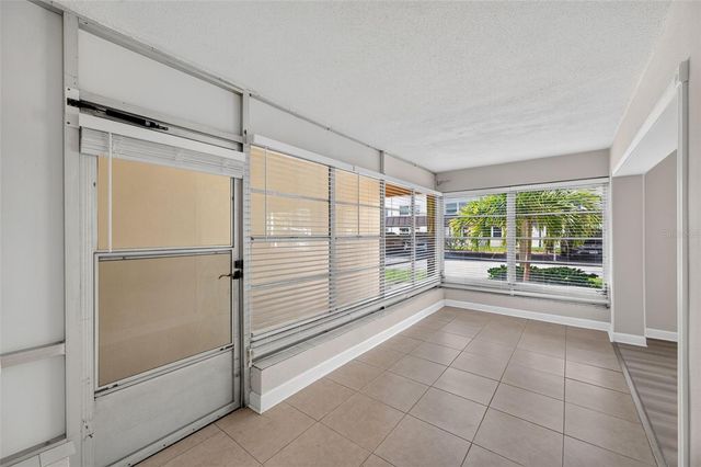 4780 COVE CIRCLE STREET 103, St Petersburg, FL 33708