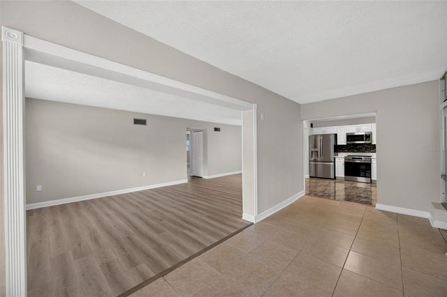 4780 COVE CIRCLE STREET 103, St Petersburg, FL 33708