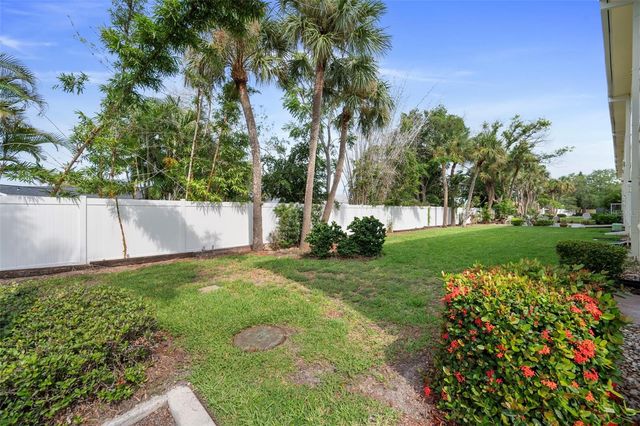 4780 COVE CIRCLE STREET 103, St Petersburg, FL 33708