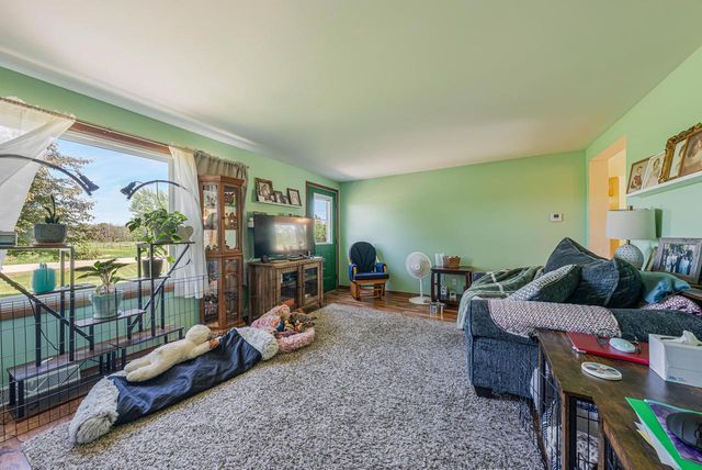 N8053 HICKORY ROAD, Bear Creek, WI 54922